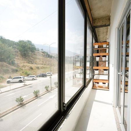 Ora Apartments Gjirokastër Esterno foto